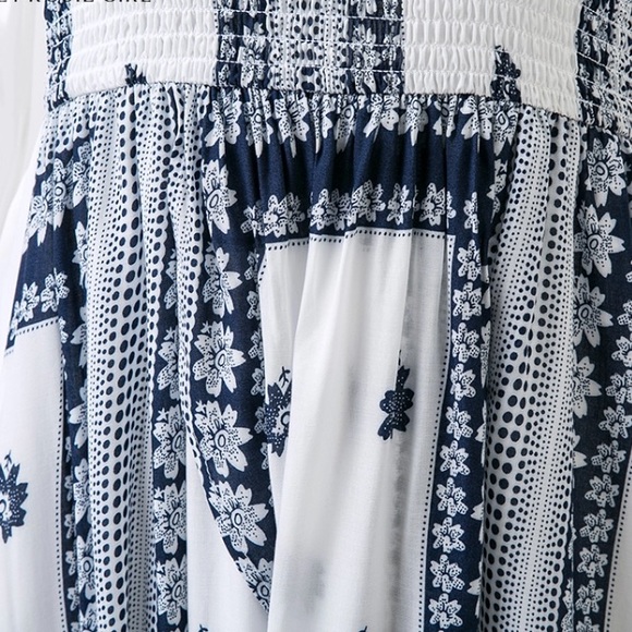 SOLD OUT - Picture 3 of 4